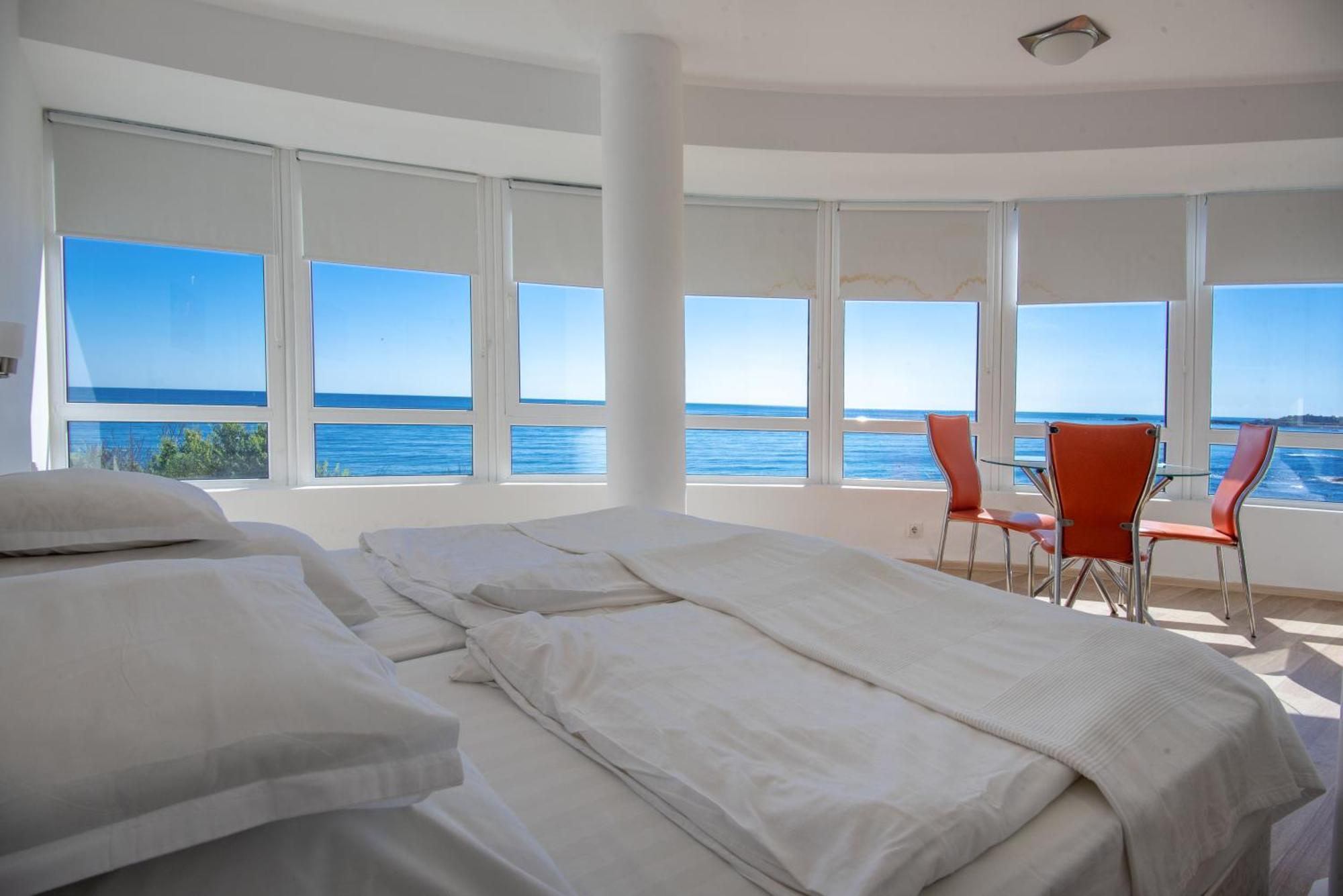 Aparthotel Romance Kiten  Bagian luar foto